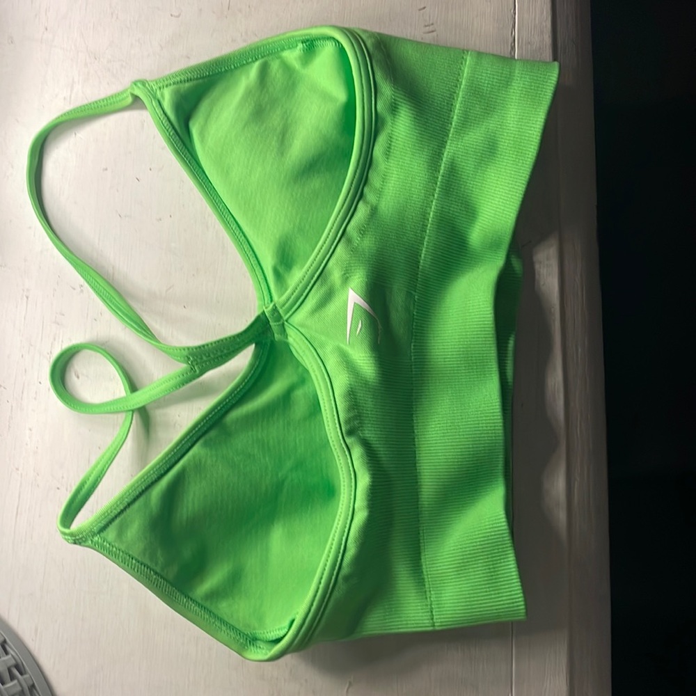 Gymshark Sports Bra - GREAT condition.